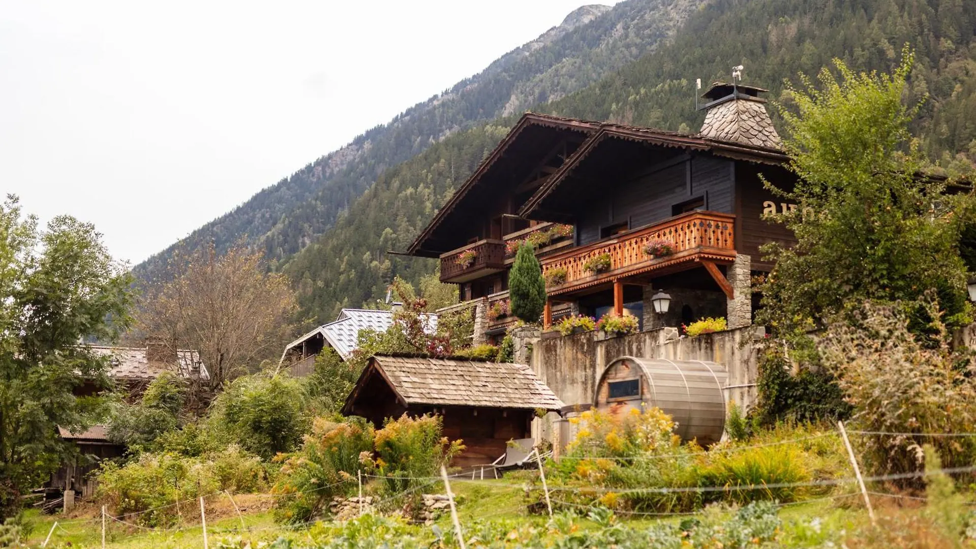 5 Hôtels Centraux Incontournables Près de Beudeix II, Servoz
